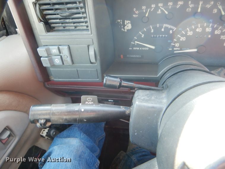 image for item DH6258 1991 Chevrolet K1500 Ext. Cab pickup truck