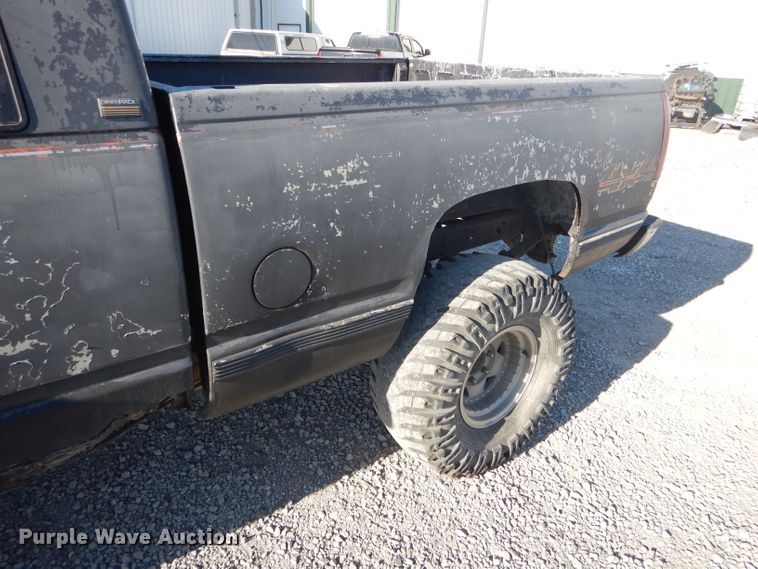 image for item DH6258 1991 Chevrolet K1500 Ext. Cab pickup truck
