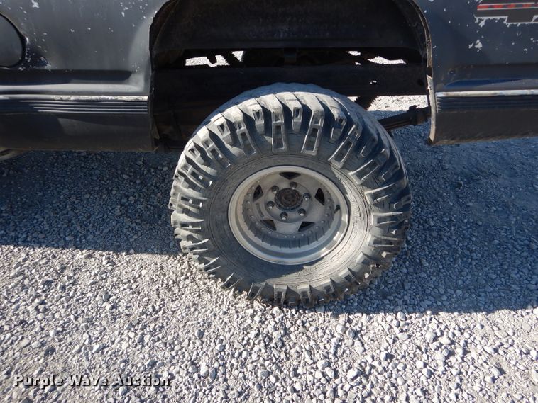 image for item DH6258 1991 Chevrolet K1500 Ext. Cab pickup truck