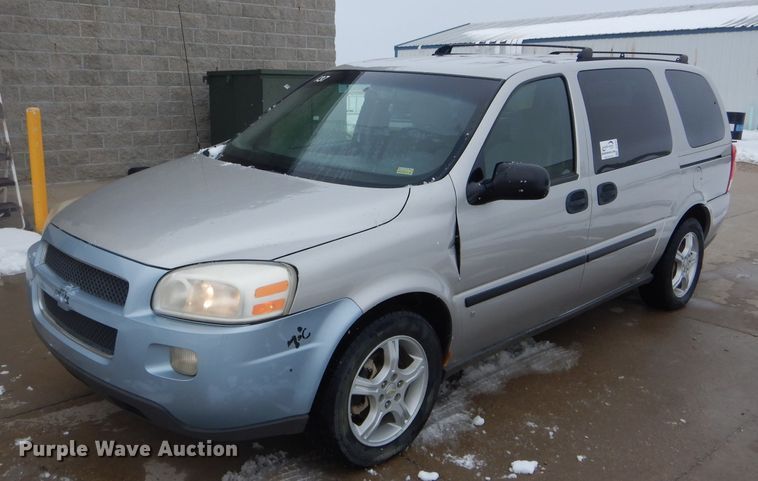 image for item DH6337 2008 Chevrolet Uplander LS van