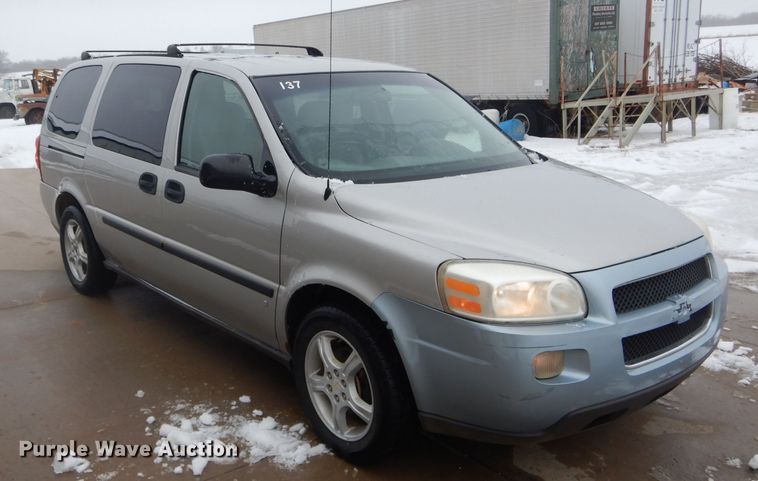 image for item DH6337 2008 Chevrolet Uplander LS van