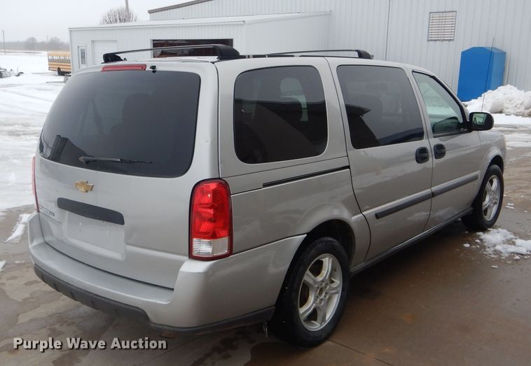 image for item DH6337 2008 Chevrolet Uplander LS van