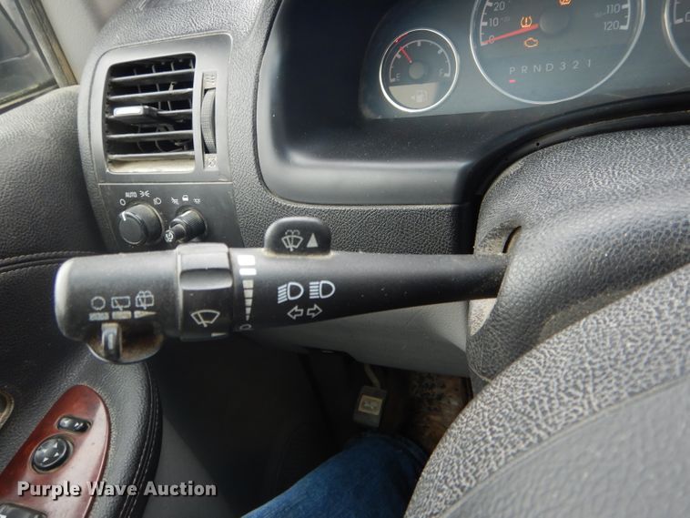 image for item DH6337 2008 Chevrolet Uplander LS van