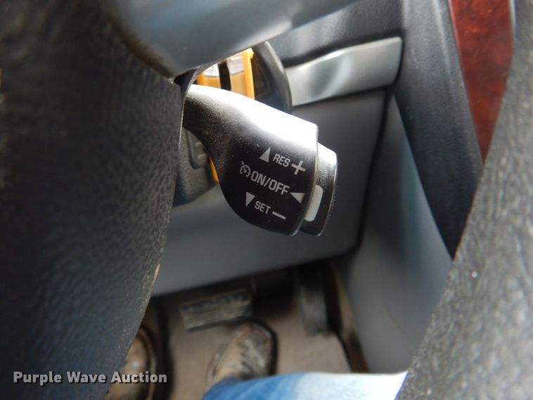 image for item DH6337 2008 Chevrolet Uplander LS van