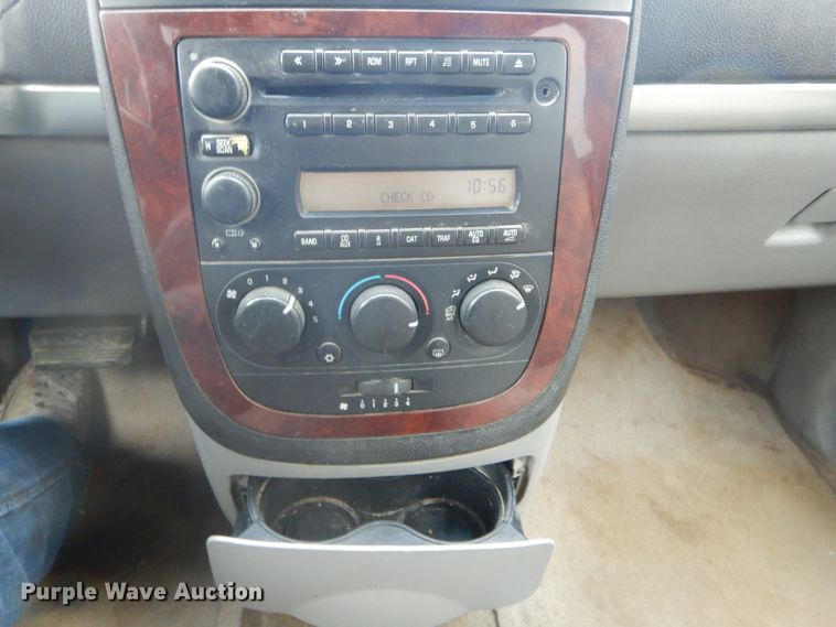 image for item DH6337 2008 Chevrolet Uplander LS van