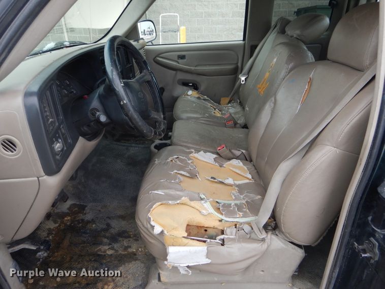 image for item DH6338 2002 Chevrolet Silverado 1500 Ext. Cab pickup truck