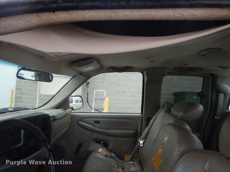 image for item DH6338 2002 Chevrolet Silverado 1500 Ext. Cab pickup truck