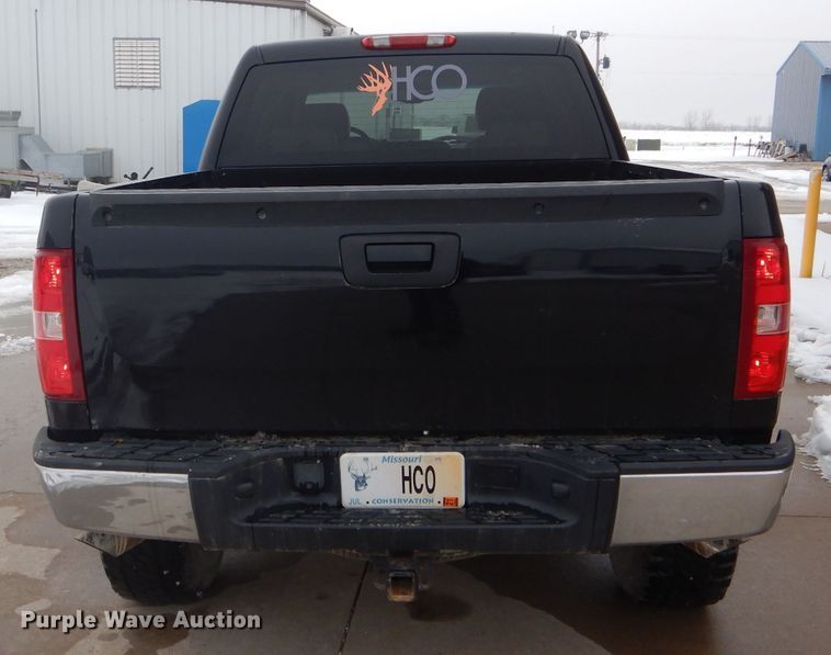 image for item DH6340 2007 Chevrolet Silverado 1500 Crew Cab pickup truck