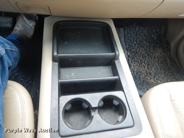 image for item DH6340 2007 Chevrolet Silverado 1500 Crew Cab pickup truck