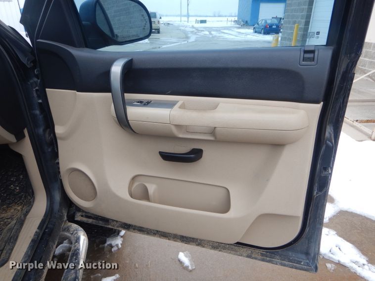 image for item DH6340 2007 Chevrolet Silverado 1500 Crew Cab pickup truck