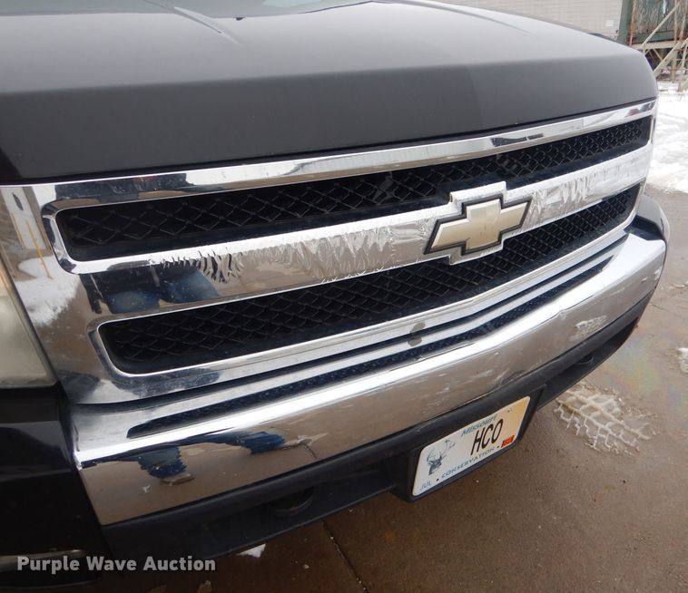 image for item DH6340 2007 Chevrolet Silverado 1500 Crew Cab pickup truck
