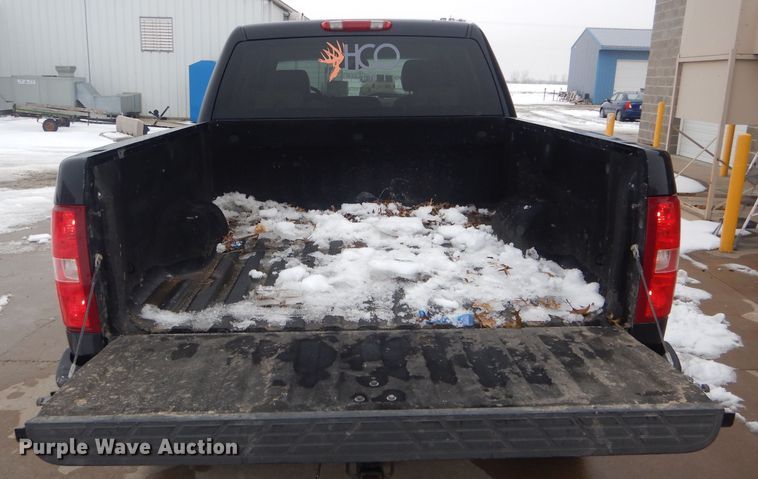 image for item DH6340 2007 Chevrolet Silverado 1500 Crew Cab pickup truck