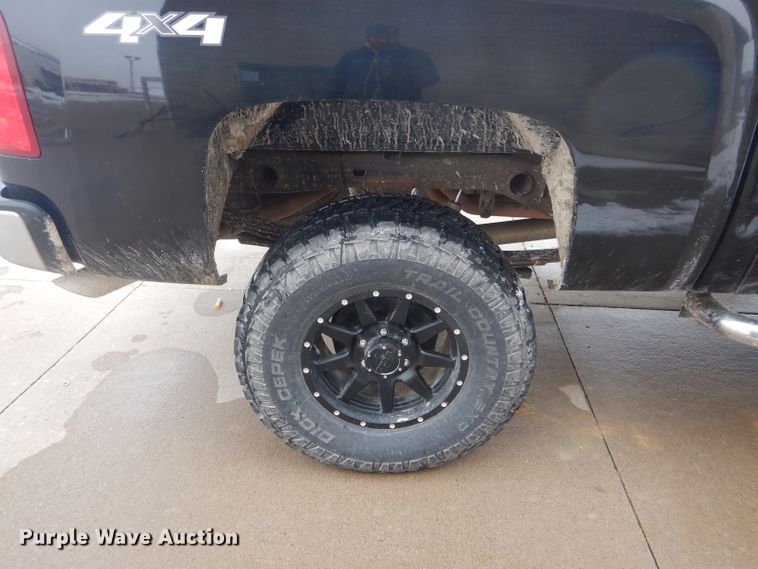 image for item DH6340 2007 Chevrolet Silverado 1500 Crew Cab pickup truck