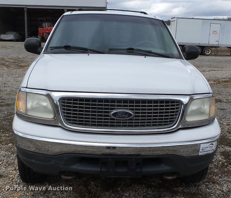 image for item DH7829 2000 Ford Expedition XLT SUV