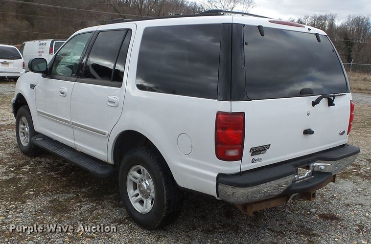 image for item DH7829 2000 Ford Expedition XLT SUV