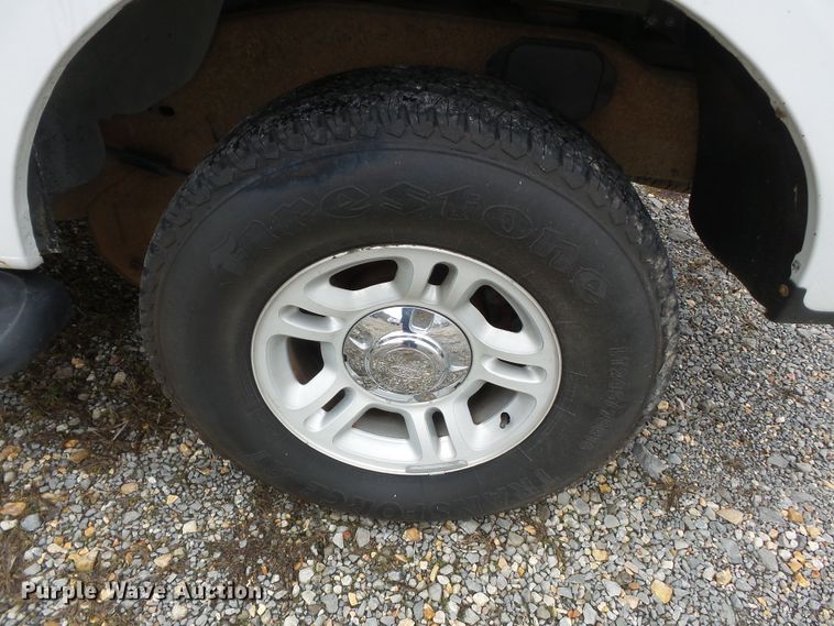 image for item DH7829 2000 Ford Expedition XLT SUV