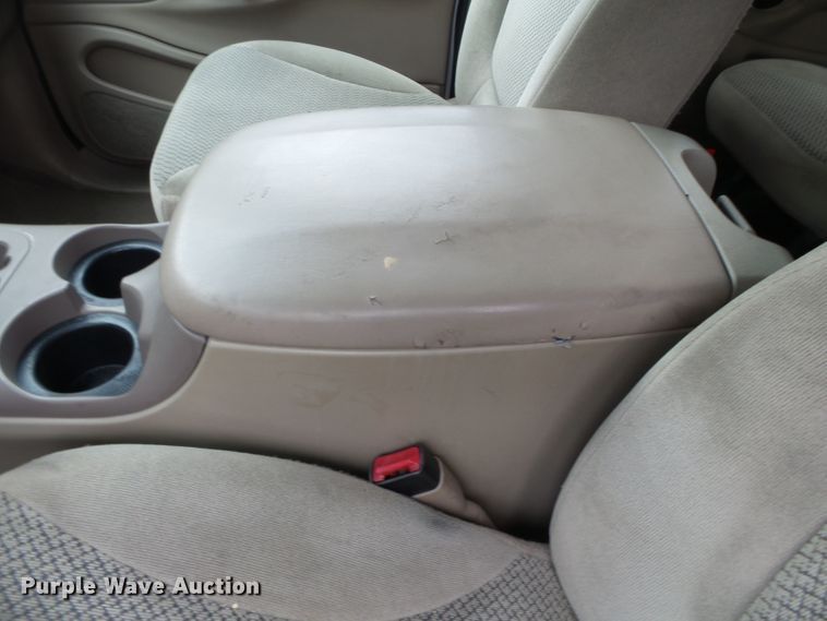 image for item DH7829 2000 Ford Expedition XLT SUV