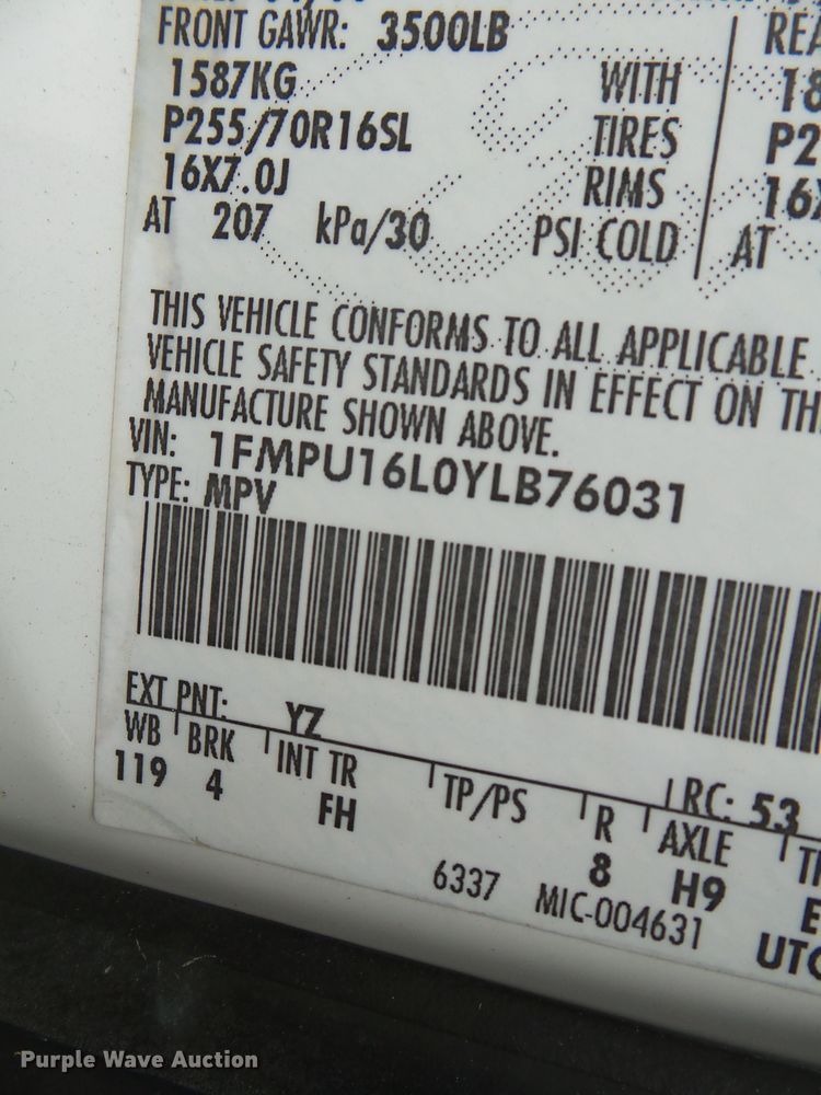 image for item DH7829 2000 Ford Expedition XLT SUV