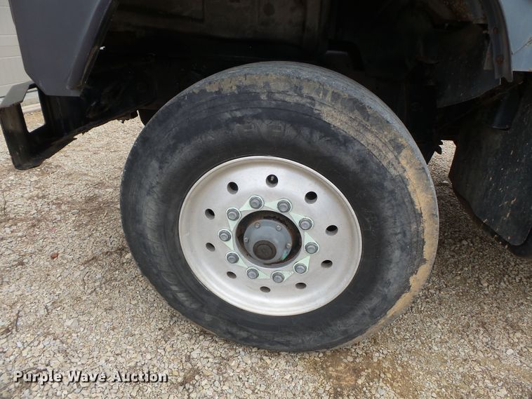 image for item DH7836 1999 Mack DM690S log loader truck