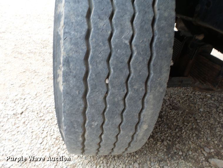 image for item DH7836 1999 Mack DM690S log loader truck