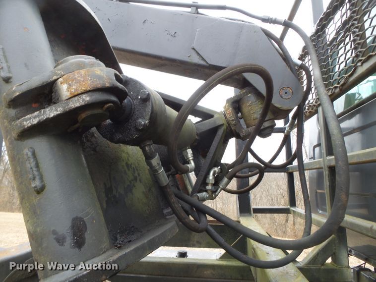 image for item DH7836 1999 Mack DM690S log loader truck