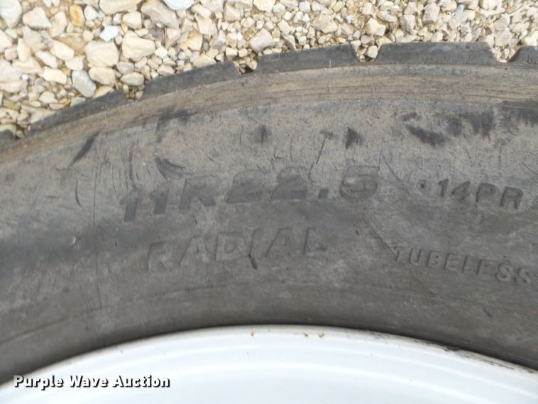 image for item DH7836 1999 Mack DM690S log loader truck