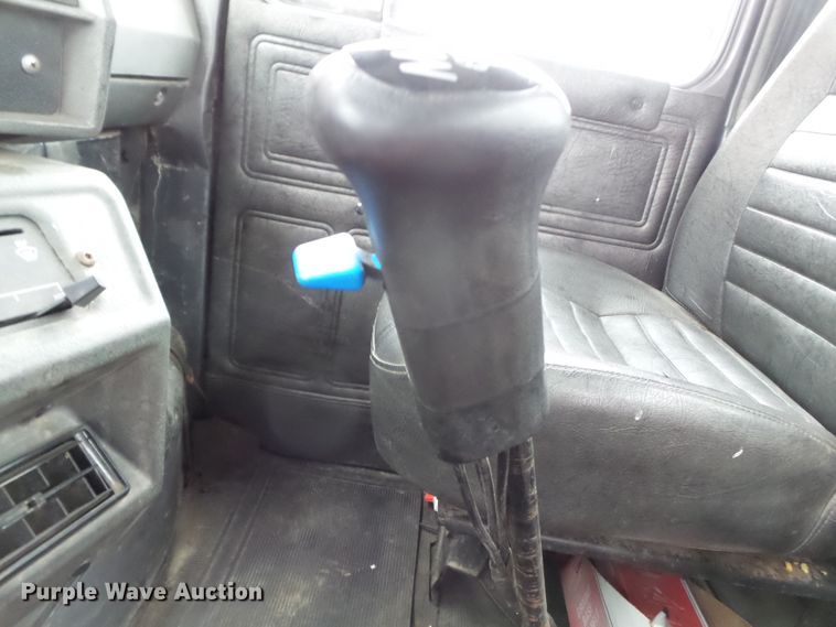 image for item DH7836 1999 Mack DM690S log loader truck