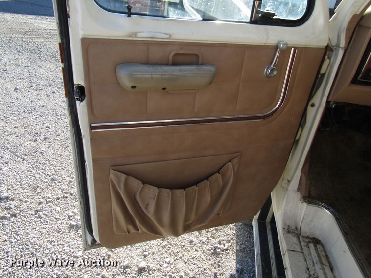 image for item DH8329 1983 Ford Econoline E350 RV