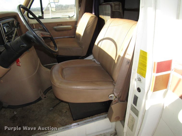 image for item DH8329 1983 Ford Econoline E350 RV