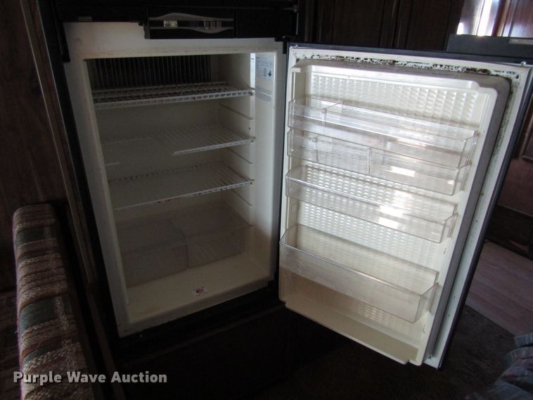 image for item DH8329 1983 Ford Econoline E350 RV