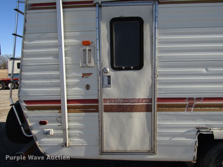 image for item DH8329 1983 Ford Econoline E350 RV