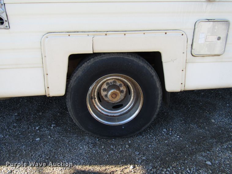 image for item DH8329 1983 Ford Econoline E350 RV