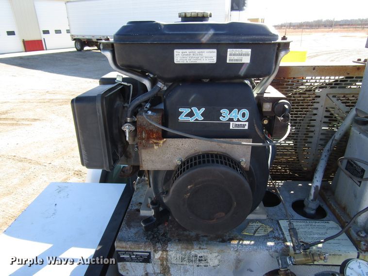 image for item DH8332 1999 Ford F250 Super Duty SuperCab utility bed pickup truck