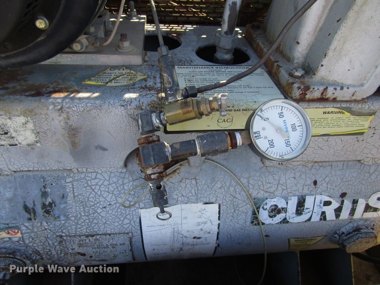 image for item DH8332 1999 Ford F250 Super Duty SuperCab utility bed pickup truck