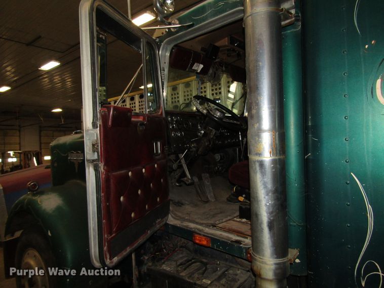 image for item DH8334 1975 Kenworth semi truck