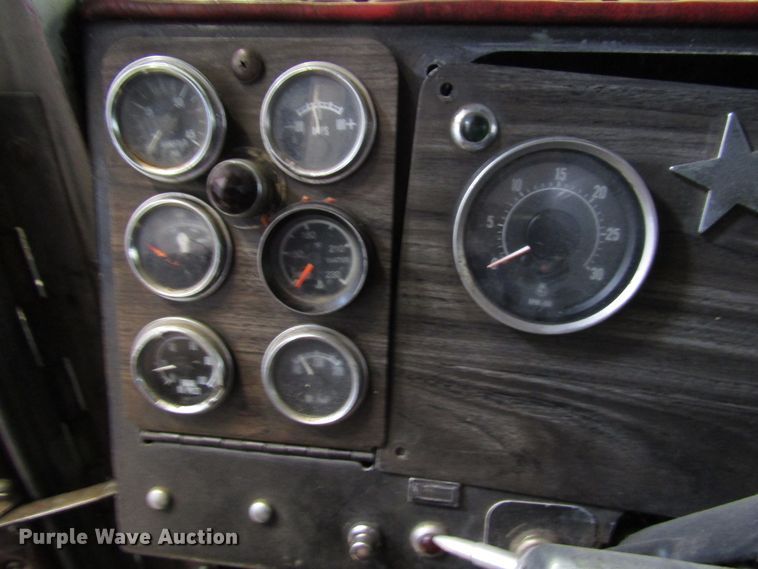 image for item DH8334 1975 Kenworth semi truck