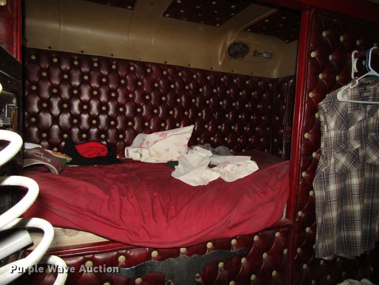 image for item DH8334 1975 Kenworth semi truck