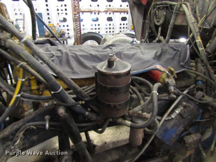 image for item DH8334 1975 Kenworth semi truck