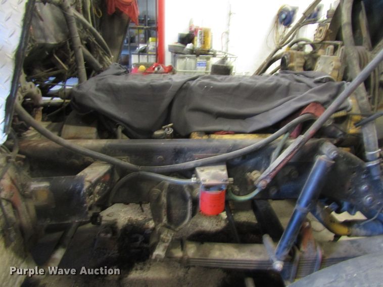 image for item DH8334 1975 Kenworth semi truck