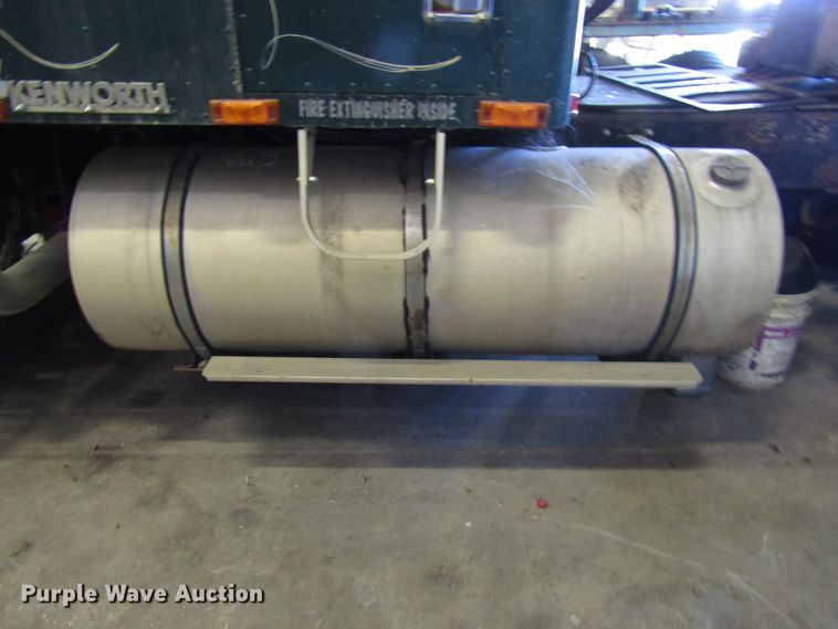 image for item DH8334 1975 Kenworth semi truck