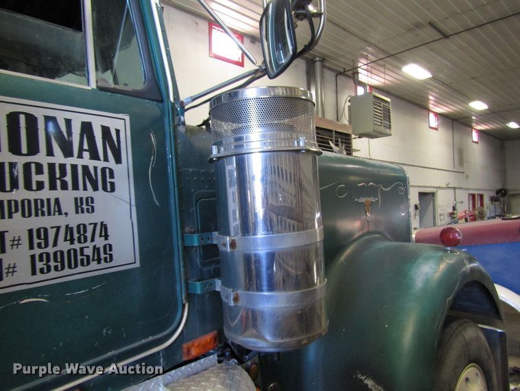 image for item DH8334 1975 Kenworth semi truck