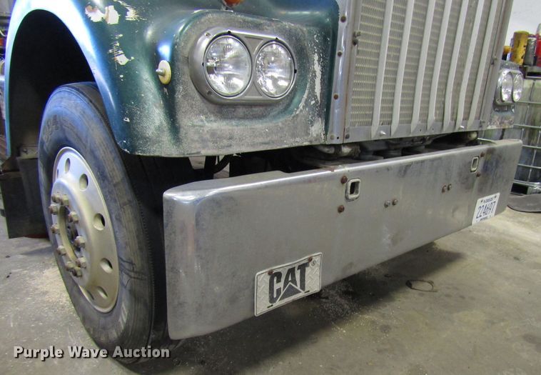 image for item DH8334 1975 Kenworth semi truck