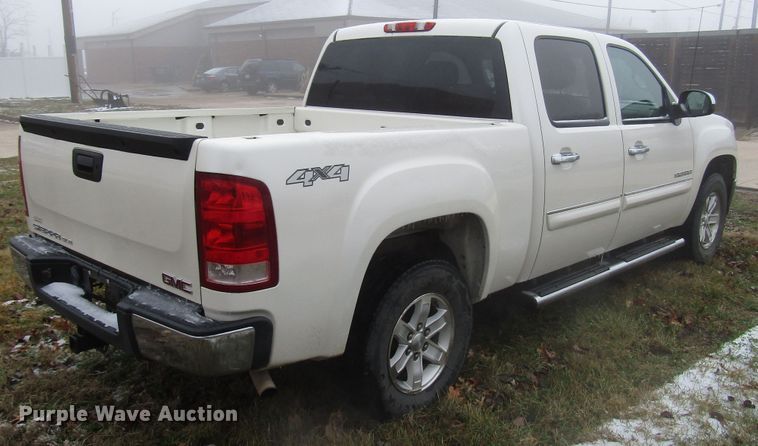 image for item DH8364 2013 GMC Sierra 1500 Crew Cab pickup truck
