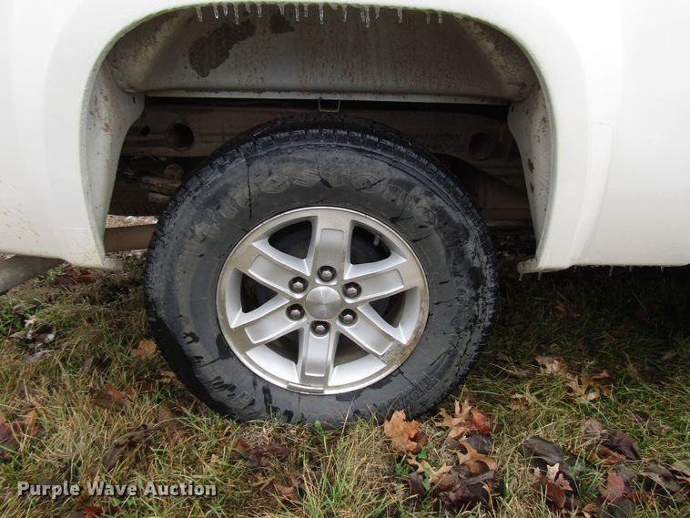 image for item DH8364 2013 GMC Sierra 1500 Crew Cab pickup truck