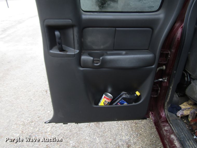 image for item DH8379 2003 Chevrolet Silverado 1500 Ext. Cab pickup truck