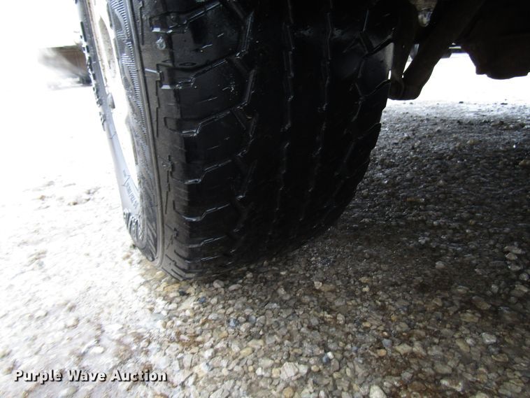 image for item DH8379 2003 Chevrolet Silverado 1500 Ext. Cab pickup truck