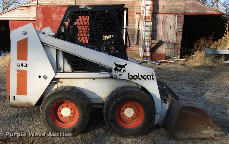 image for item DH8380 1989 Bobcat 843 skid steer