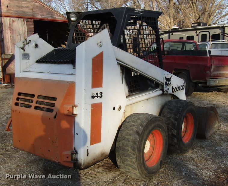 image for item DH8380 1989 Bobcat 843 skid steer