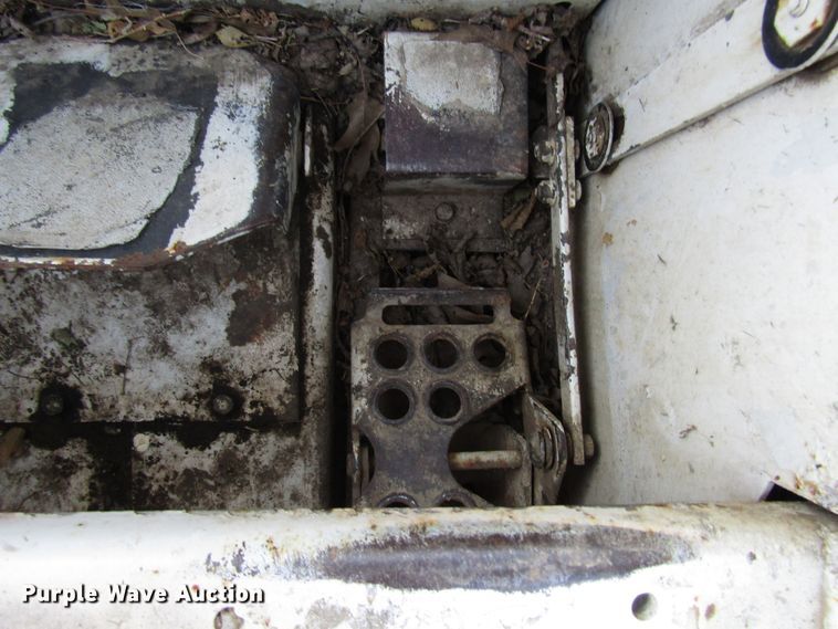 image for item DH8380 1989 Bobcat 843 skid steer