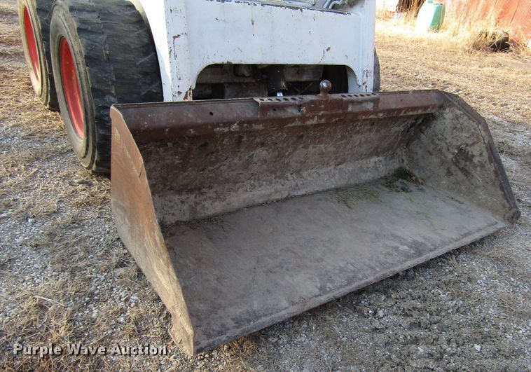 image for item DH8380 1989 Bobcat 843 skid steer